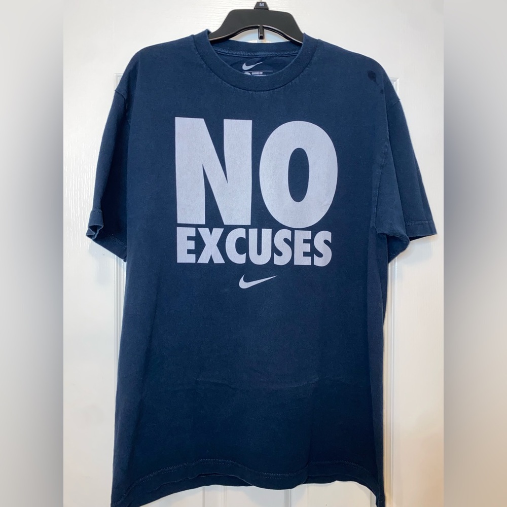 Dark blue, Large, Nike short sleeve shirt.